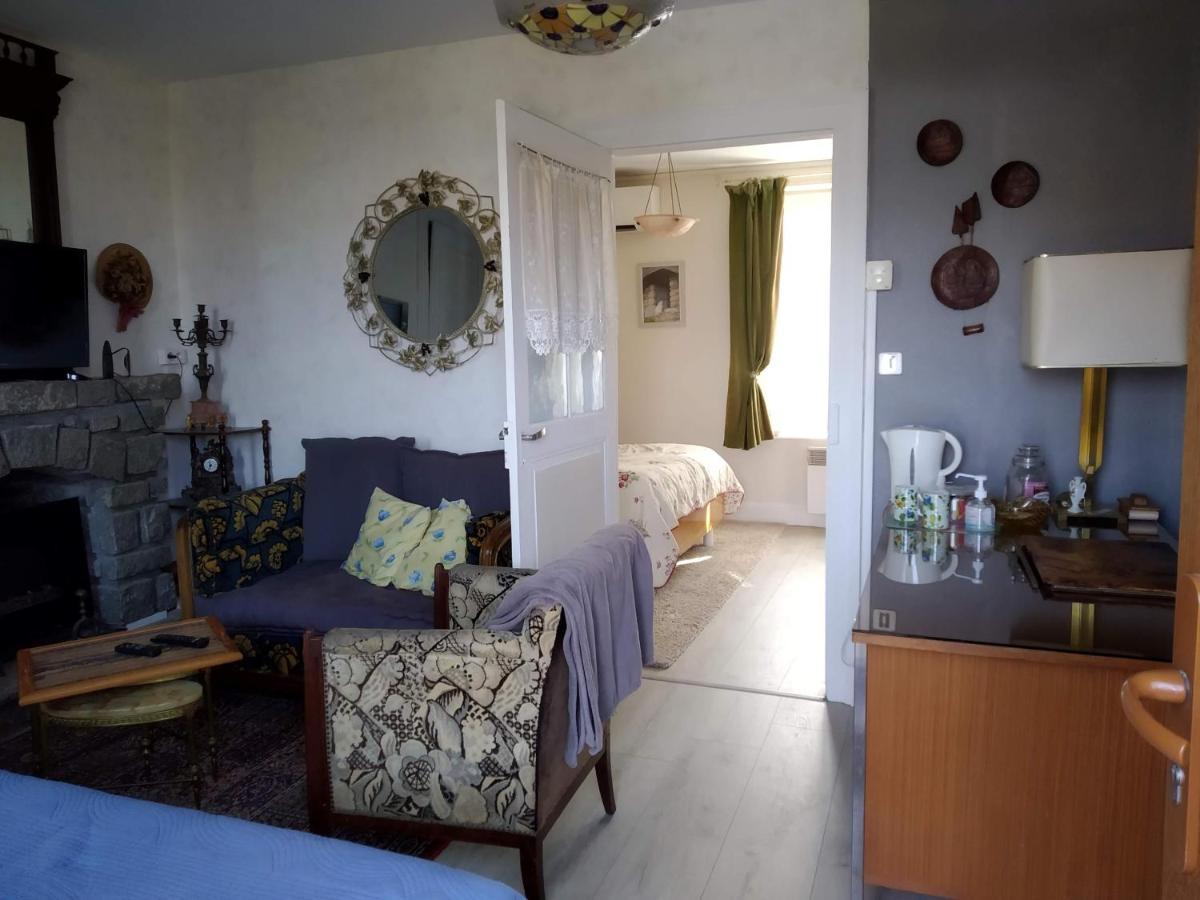 La Longere Des Gillettes Bed & Breakfast Bézenet Dış mekan fotoğraf